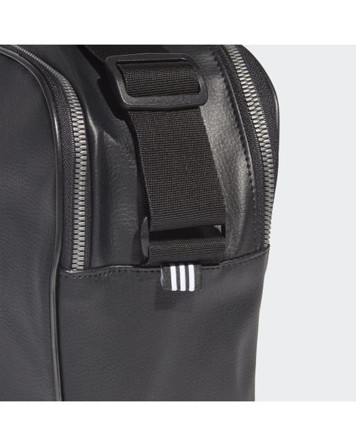 Bolso Vintage Airliner adidas de color Negro Lyst