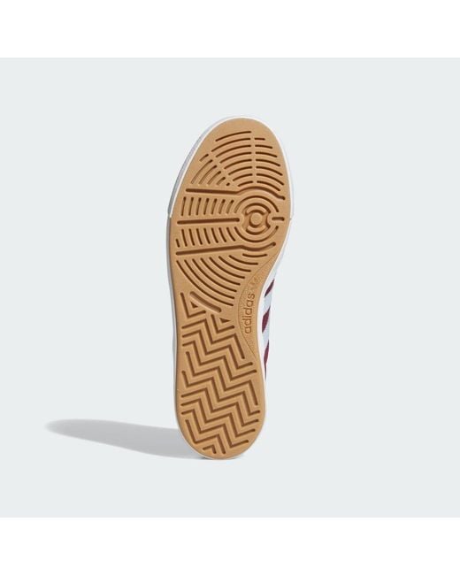 Zapatilla Nora Adidas de color Purple