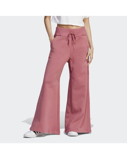 Adidas Lounge Fleece Wide Broek in het Pink