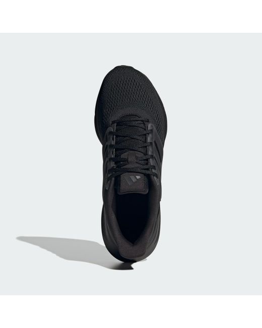 Scarpe Ultrabounce di Adidas in Black