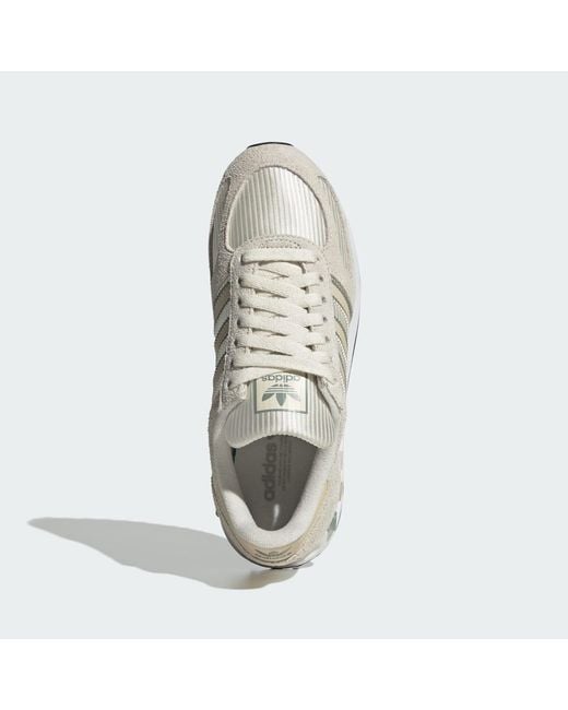 Adidas White La Trainer Og Shoes