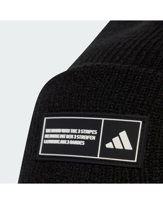 Berretto Essentials Label Cuffed di Adidas in Black