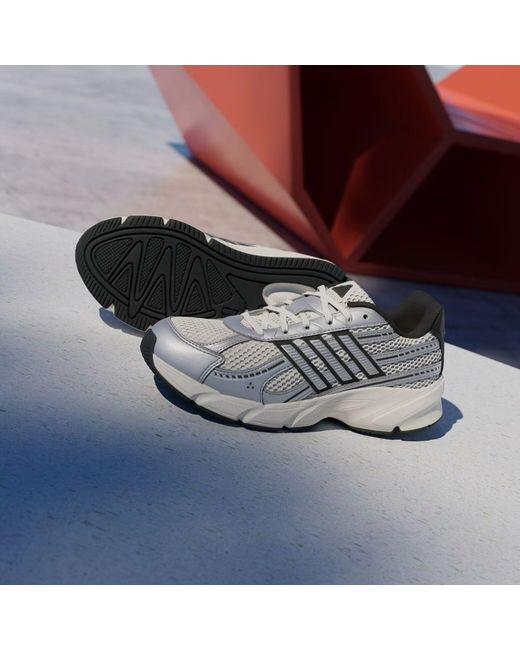 Adidas White Technochaos 2000 Shoes