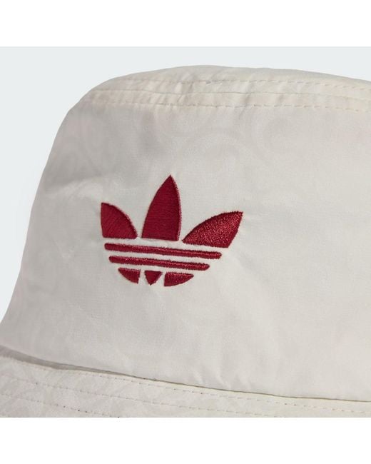 Adidas White Spanien 26 Stoffhut