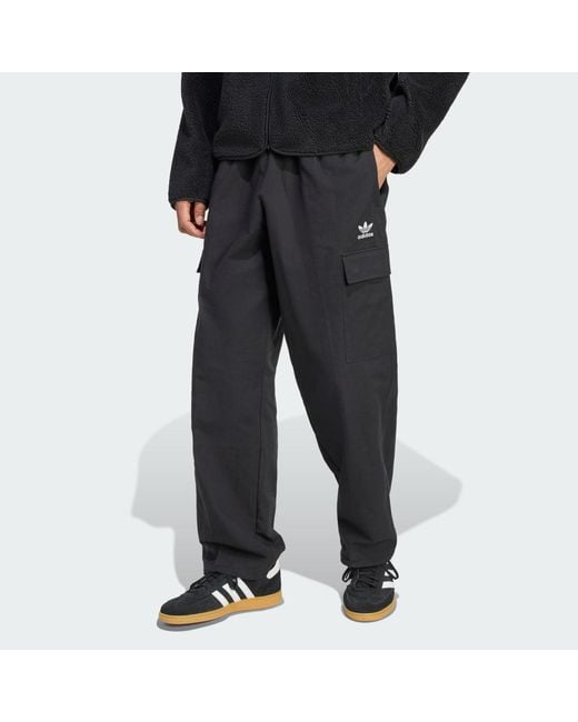 Adidas Black Trefoil Essentials Woven for men