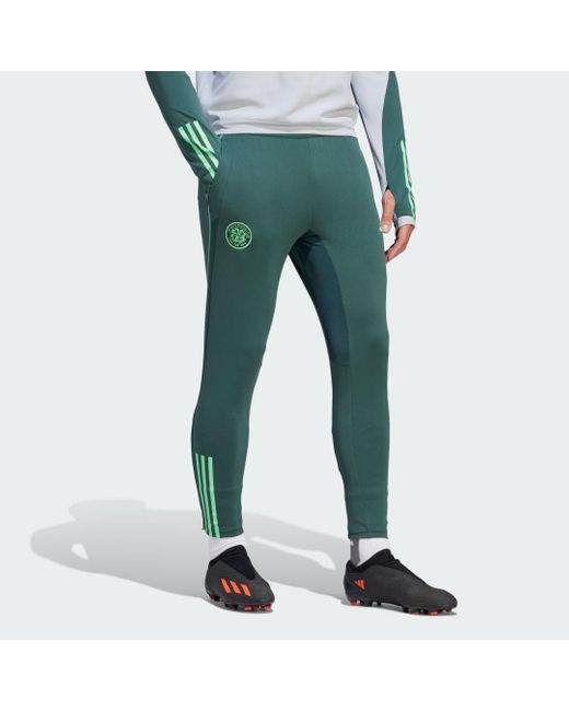 Pantaloni da allenamento Tiro 23 Celtic FC di Adidas in Green da Uomo