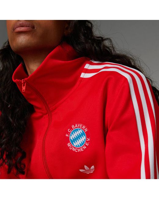 Giacca da allenamento Beckenbauer FC Bayern München di Adidas in Red da Uomo