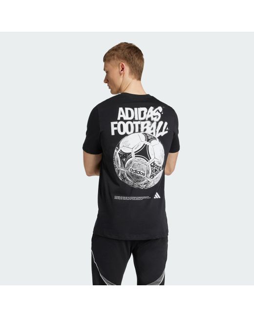T-Shirt Grafica Con Storia Del Tango Del Calcio di Adidas in Black da Uomo