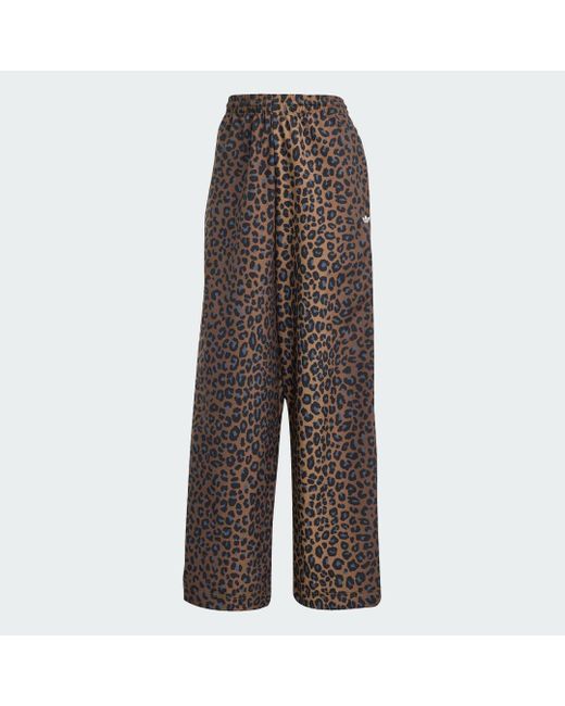 Track Pants Leopard Firebird Oversized di Adidas in Brown