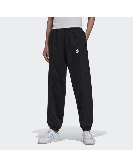 adicolor split trefoil track pants