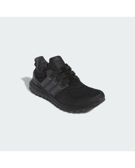 Scarpe Ultraboost 1.0 Atr di Adidas in Black