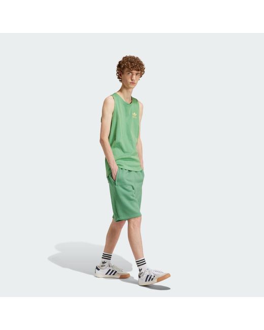 Trefoil Essentials Shorts di Adidas in Green da Uomo