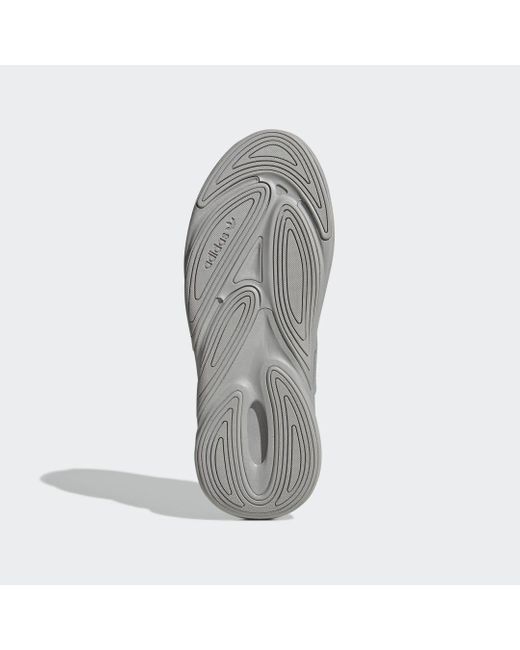 Scarpe Ozelia di Adidas in Gray