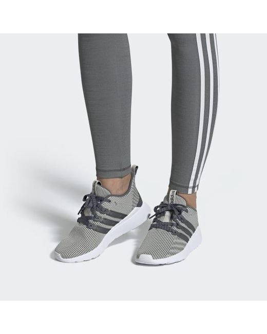 adidas women's questar flow sneaker