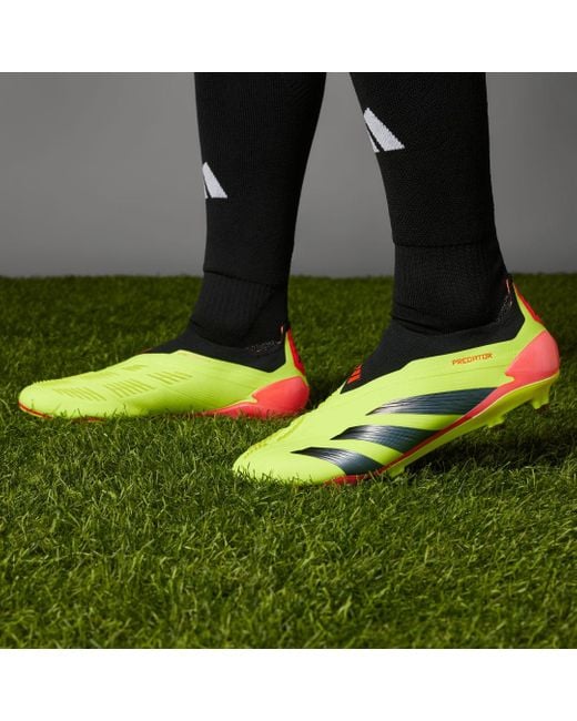 Scarpe da calcio Predator Elite Laceless Firm Ground di Adidas in Yellow