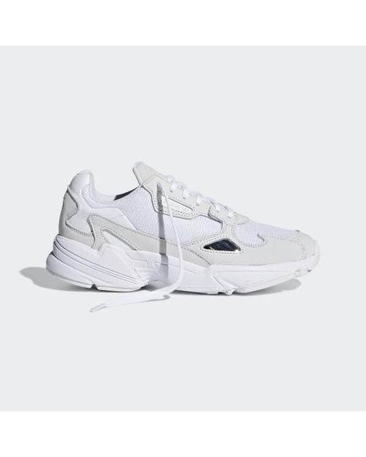nike falcon shoes