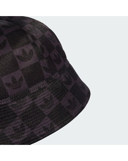 Cappello Monogram Bucket di Adidas in Black