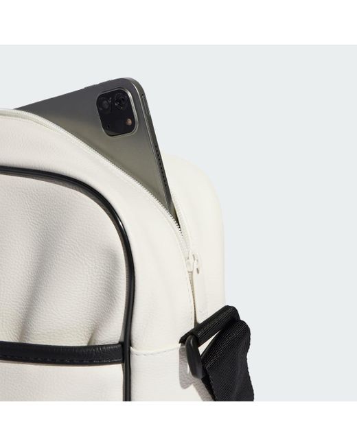 Borsa Airliner di Adidas in White