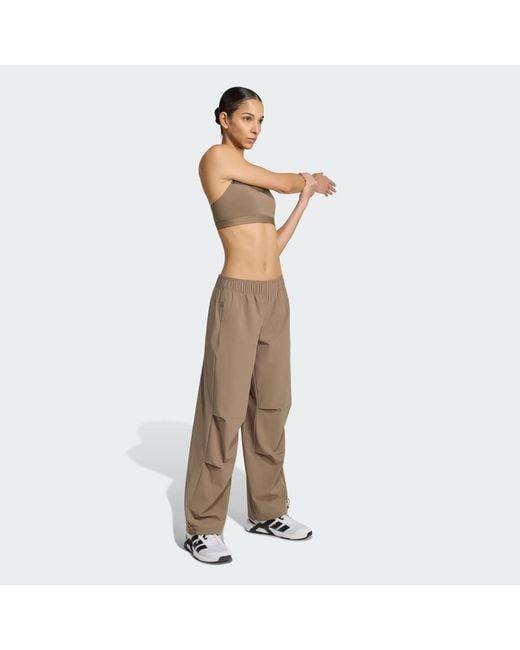 Adidas Brown Workout Essentials Gewebte Trainingshose