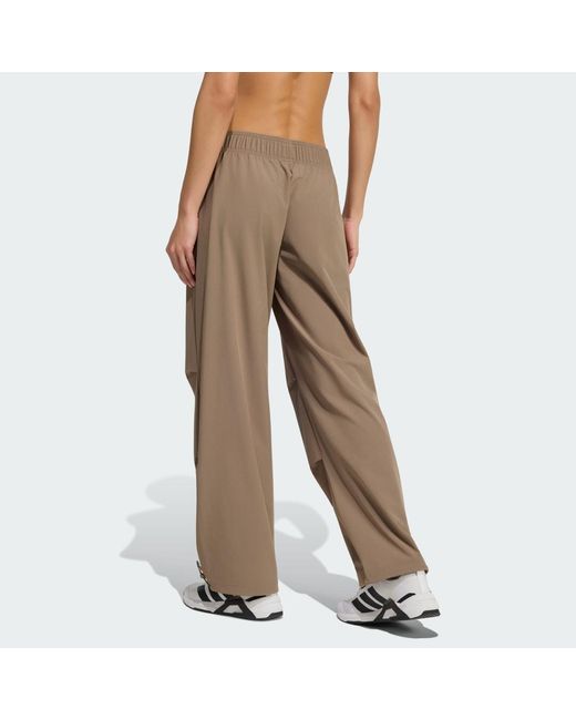 Adidas Brown Workout Essentials Gewebte Trainingshose