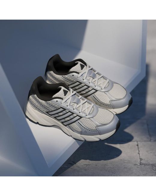 Adidas White Technochaos 2000 Shoes