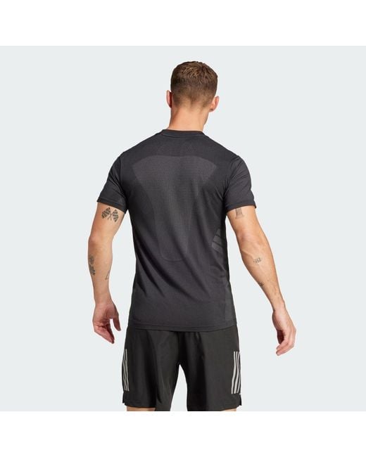 Adidas Black Seamless T-Shirt for men