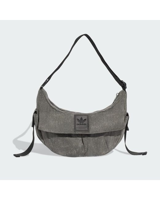 Borsa Washed Moon di Adidas in Gray