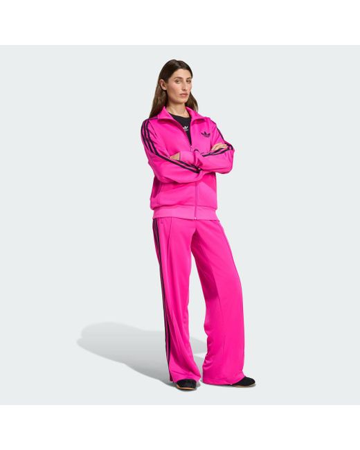 Track Pants Adicolor Classic Firebird Loose di Adidas in Pink