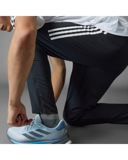 Pantaloni Own the Run 3-Stripes di Adidas in Gray da Uomo