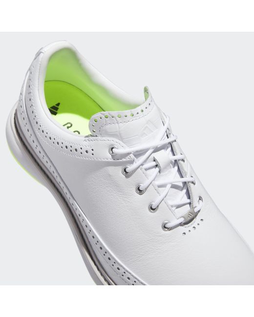 Classic white hotsell golf shoes