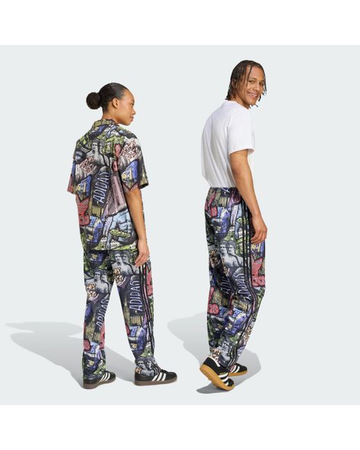 Pantaloni Da Allenamento X Jeremy Scott Pride Aop di Adidas in Blue
