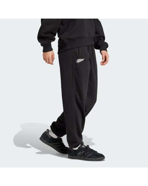 Adidas Originals Laufshorts ALL BLACKS ESSENTIALS JOGGINGHOSE