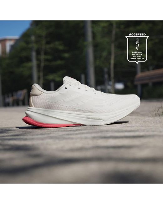 Scarpe Da Running Supernova Rise 2 di Adidas in White da Uomo