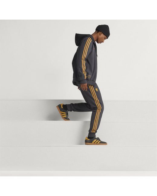 Pantaloni Da Allenamento Terrace Icons Manchester United di Adidas in Black da Uomo