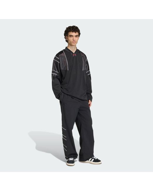 Adidas Black Lifestyle Cutline Trackpants Ke0093 for men