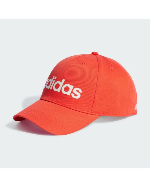 Cappellino Daily di Adidas in Red