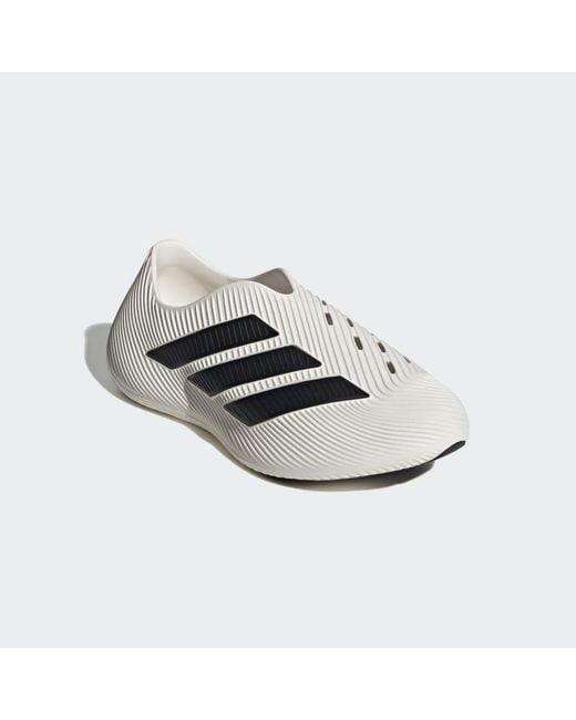 Chancla Purechill Adidas de hombre de color White