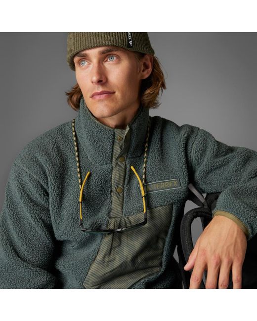 Felpa Terrex Xploric High Pile Fleece Pullover di Adidas in Gray da Uomo
