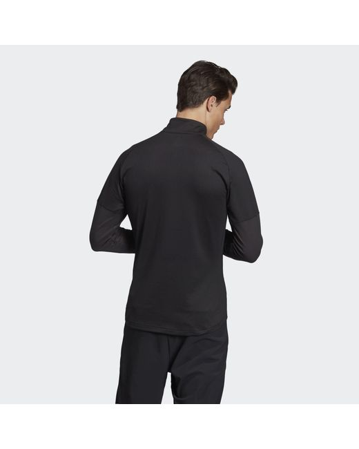 black adidas shirt outfit