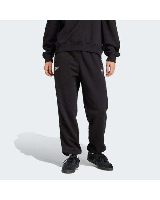 Pantalón All Blacks Essentials Fleece Adidas