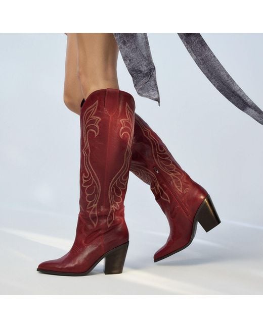 ALDO Red Alamo