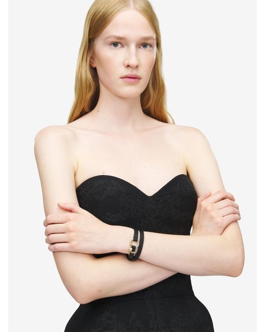 Bracelet Double Tour À Anneau Skull Alexander McQueen en coloris White