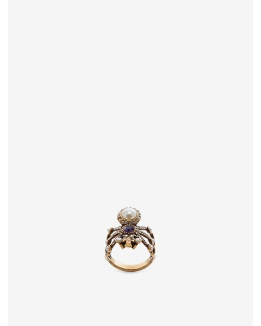 McQueen White Spinnenring