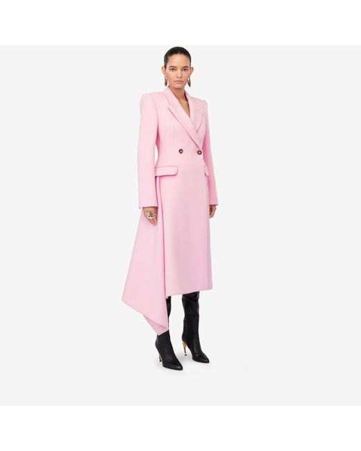 Manteau drapé mi-long Alexander McQueen en coloris Pink