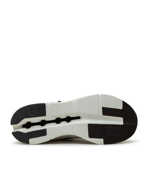 white men's cloudnova runner
