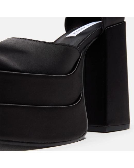 women's chacos size 10