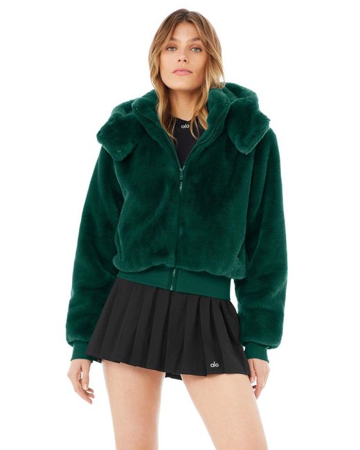 Alo Yoga Alo Yoga Faux Fur Foxy Jacket in Dark Emerald (Green) - Lyst