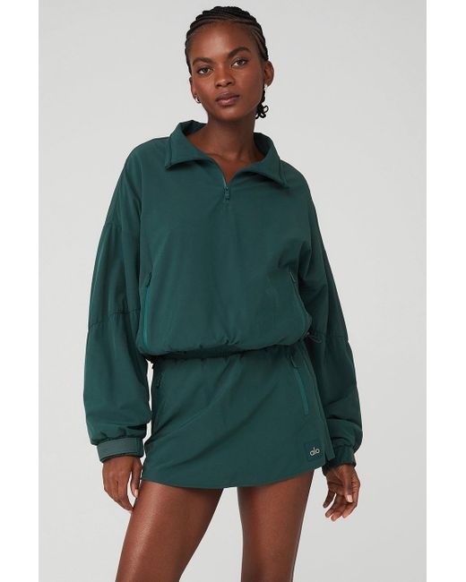 Alo Yoga Alo Yoga Cropped Elevation Coverup Jacket in Green | Lyst Canada