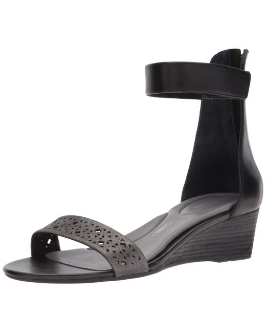 rockport total motion wedge