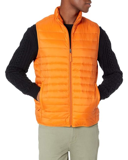 Amazon Essentials Lightweight Waterresistant Packable Puffer Vest in